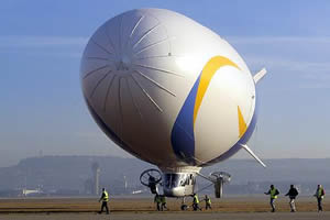 Utiliza-se o gás Hélio nos balões meteorológicos e de publicidade